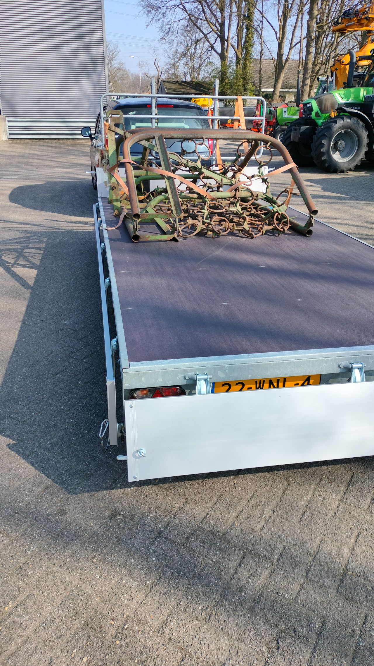 PIJNAPPEL PTA-2003, Bjr.: 2024 / 2.000 Kg. // van 1ste eigenaar.