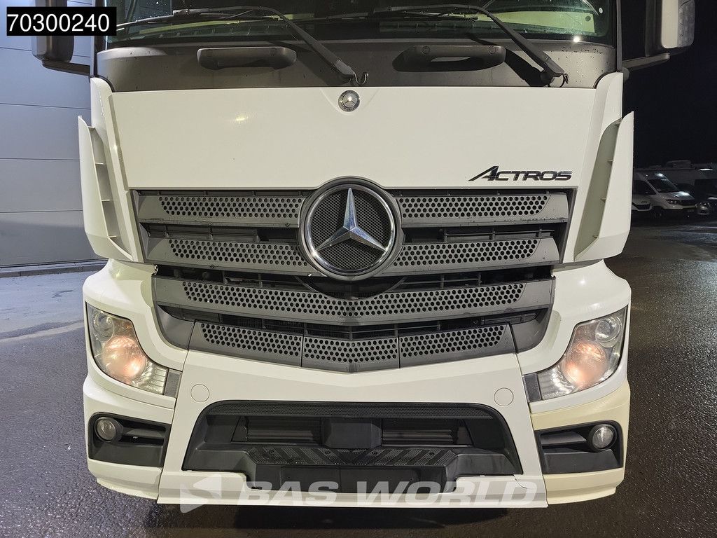 Mercedes Actros 1845 4X2 StreamSpace Euro 6