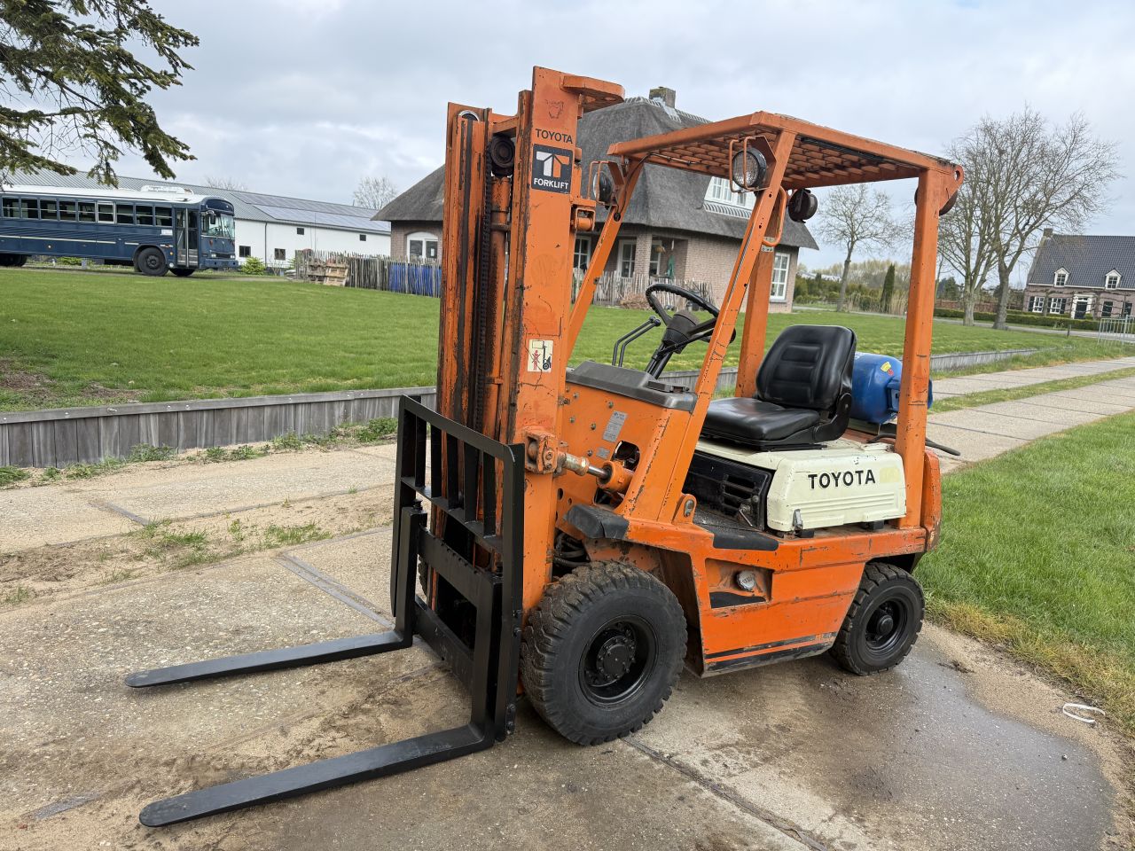 Toyota 1400kg LPG heftruck - automaat - luchtbanden