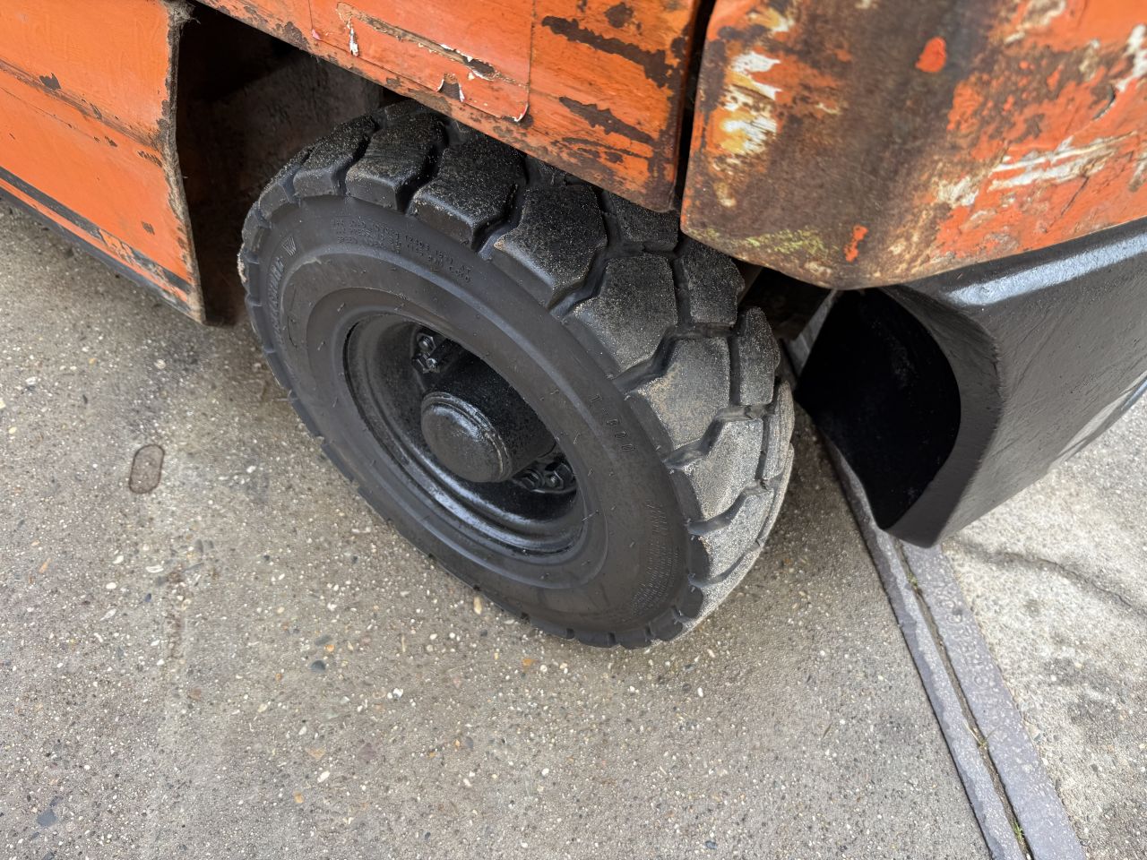 Toyota 1400kg LPG heftruck - automaat - luchtbanden