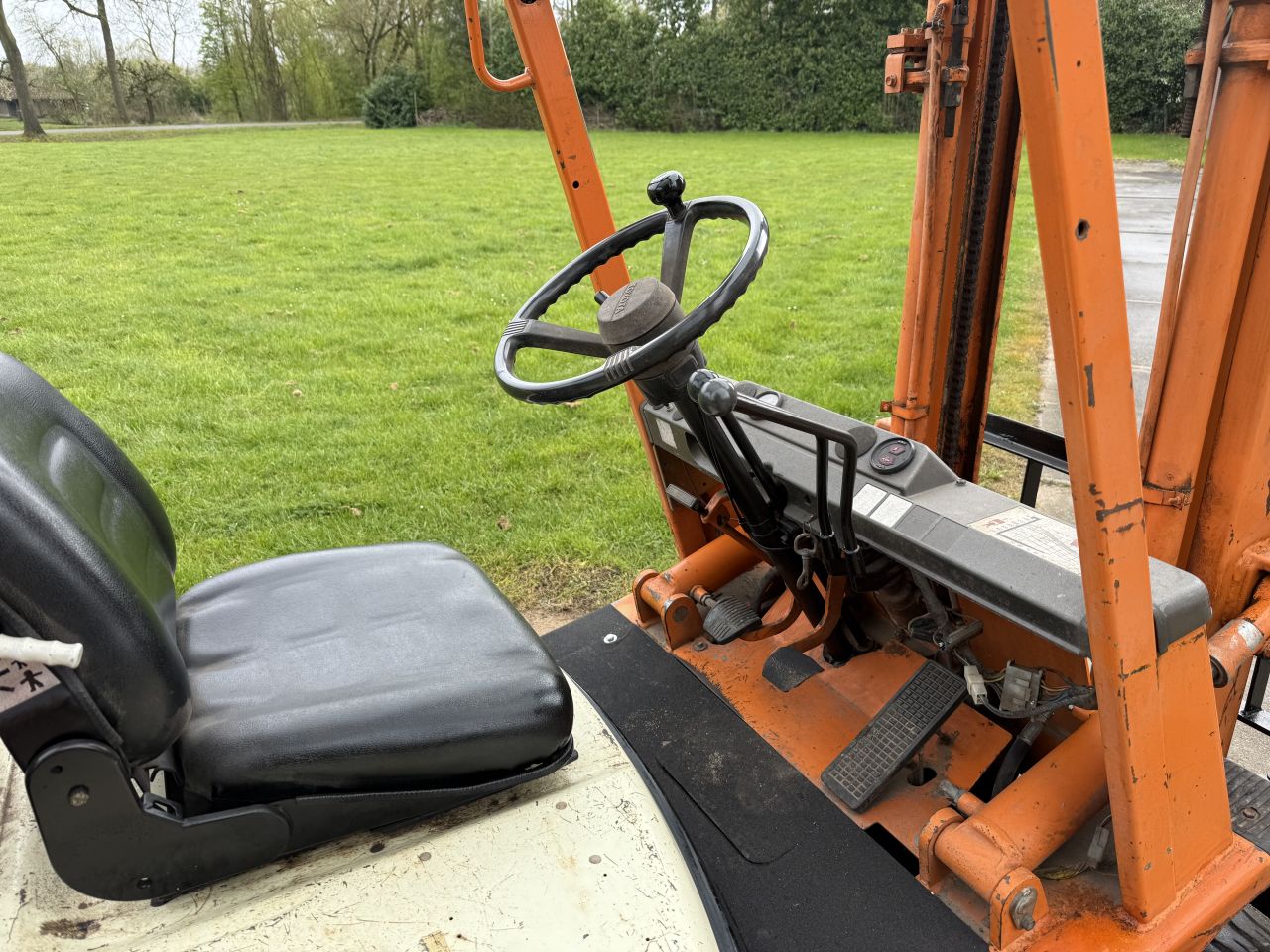 Toyota 1400kg LPG heftruck - automaat - luchtbanden