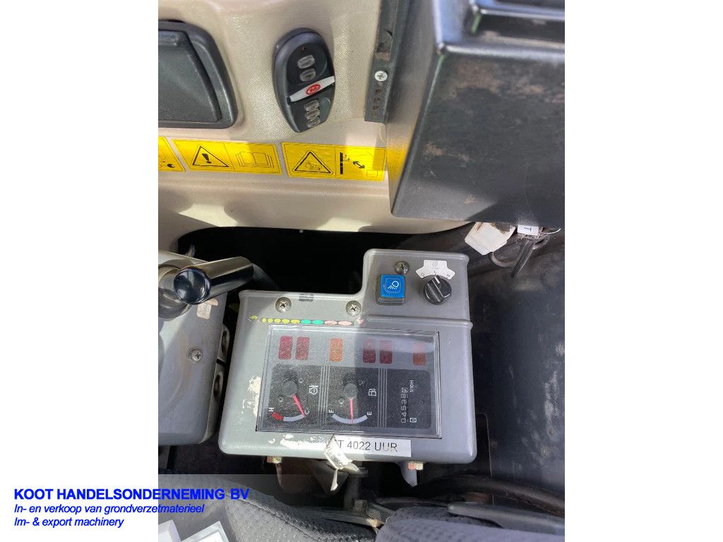 Hitachi Zx 27 (Top) + Sorteergrijper