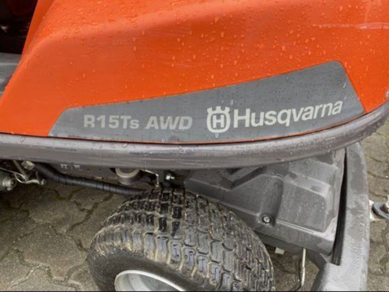 Husqvarna R15Ts AWD