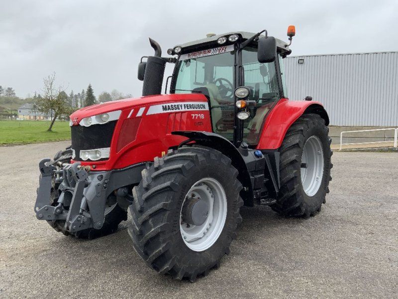 Massey Ferguson 7718