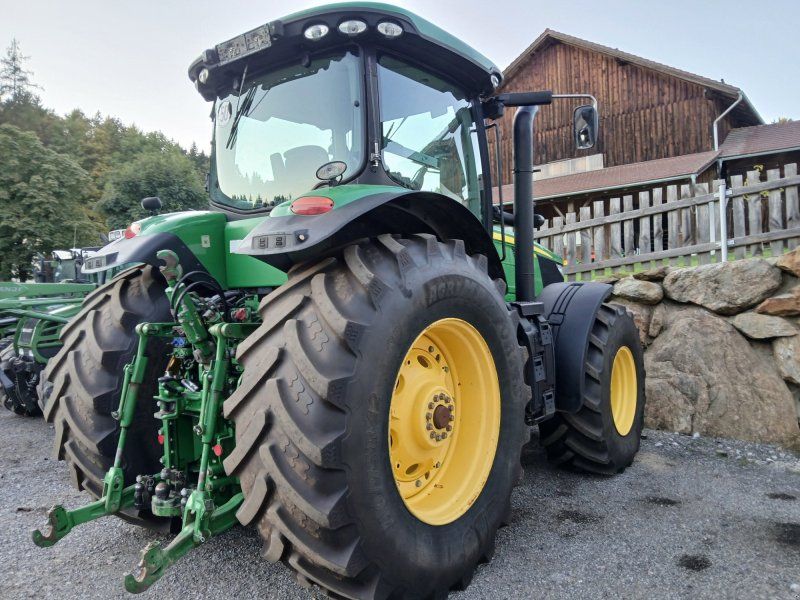 John Deere 7280R
