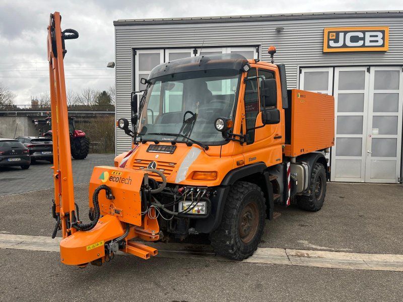 Mercedes-Benz U300 + ecotech Multiwash Wassertank & Gießarm