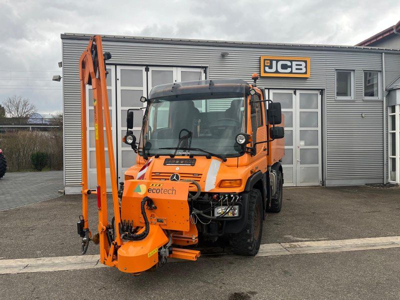 Mercedes-Benz U300 + ecotech Multiwash Wassertank & Gießarm