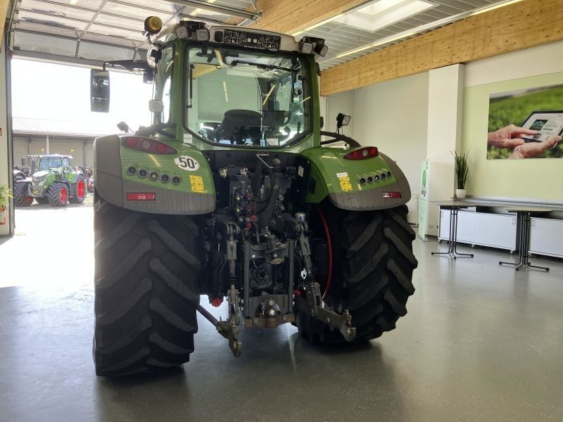 Fendt 724 VARIO S4 PROFI PLUS