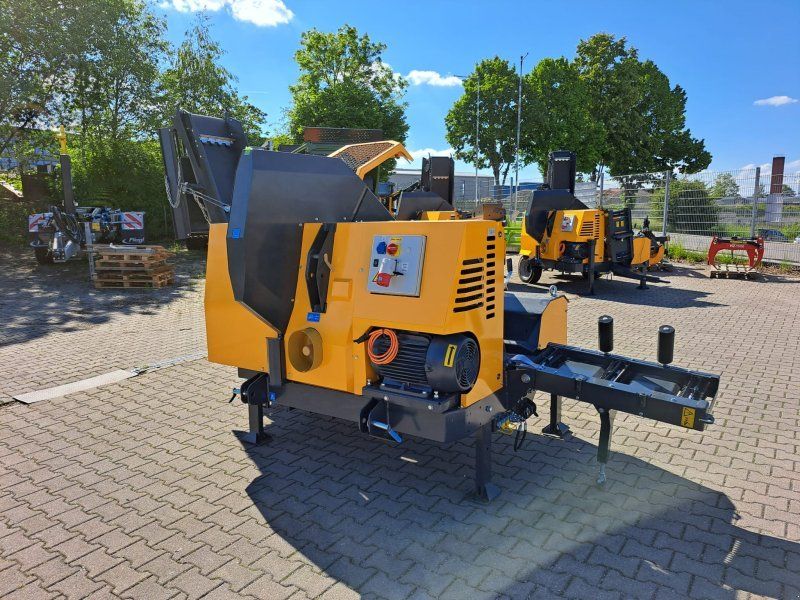 Uniforest Titan 40/20 CD-E-TR