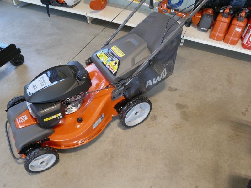 Husqvarna LC 353 AWD