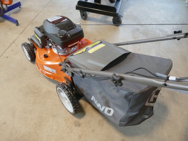 Husqvarna LC 353 AWD