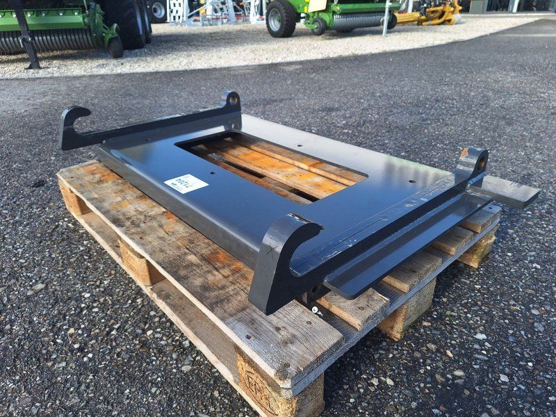Fliegl AgroCenter Anbauplatte JCB Q-Fit