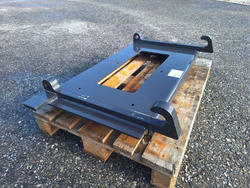 Fliegl AgroCenter Anbauplatte JCB Q-Fit