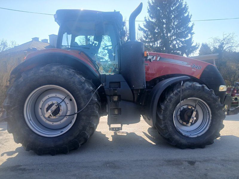 Case IH Magnum 340 CVXDrive