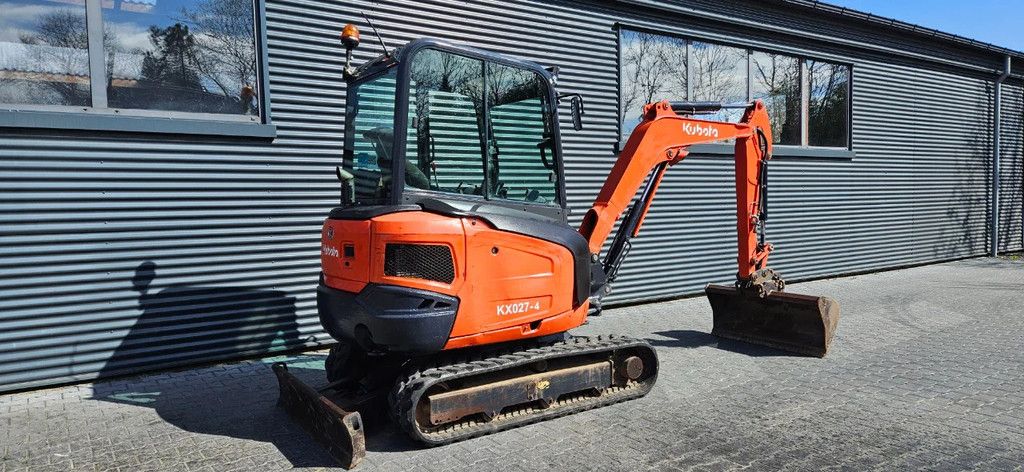 Kubota KX027-4
