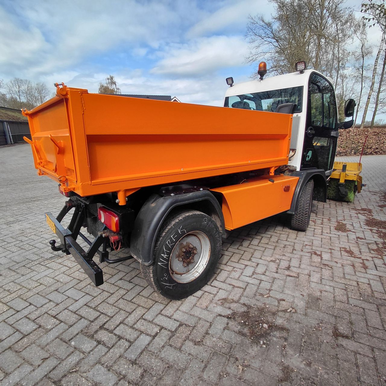 Ausa m250 h veegauto / kiepauto