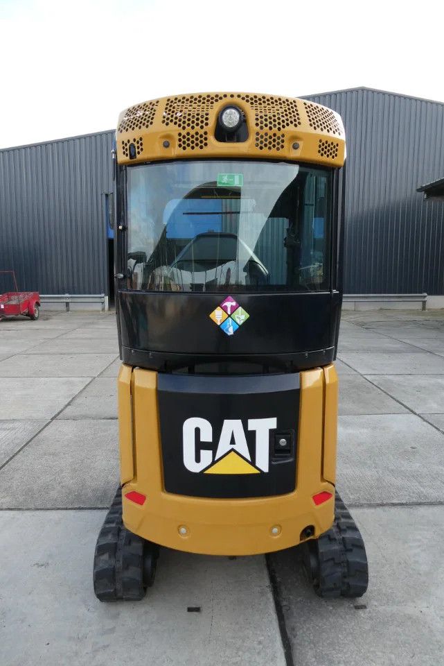 Caterpillar 301.8