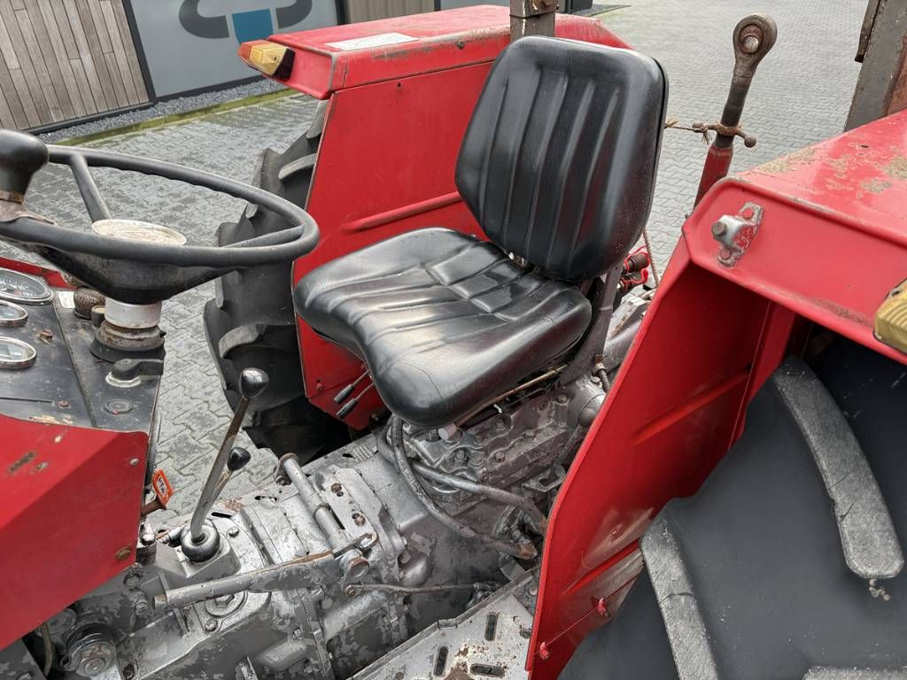 Massey Ferguson 260