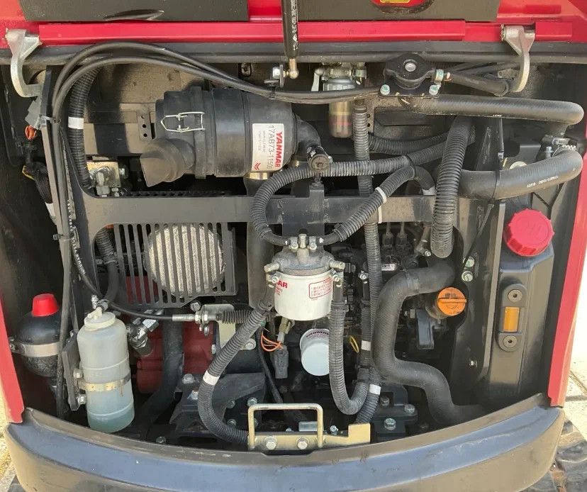 Yanmar SV17 minikraan ca 1300 draaiuren