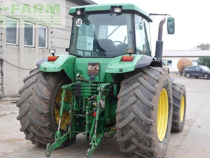 John Deere 8400
