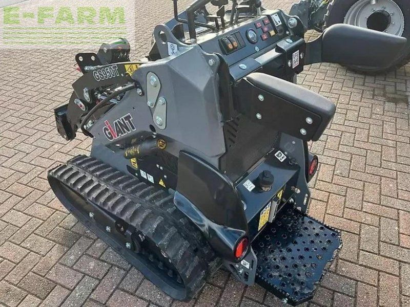 Giant skidsteer gs950t