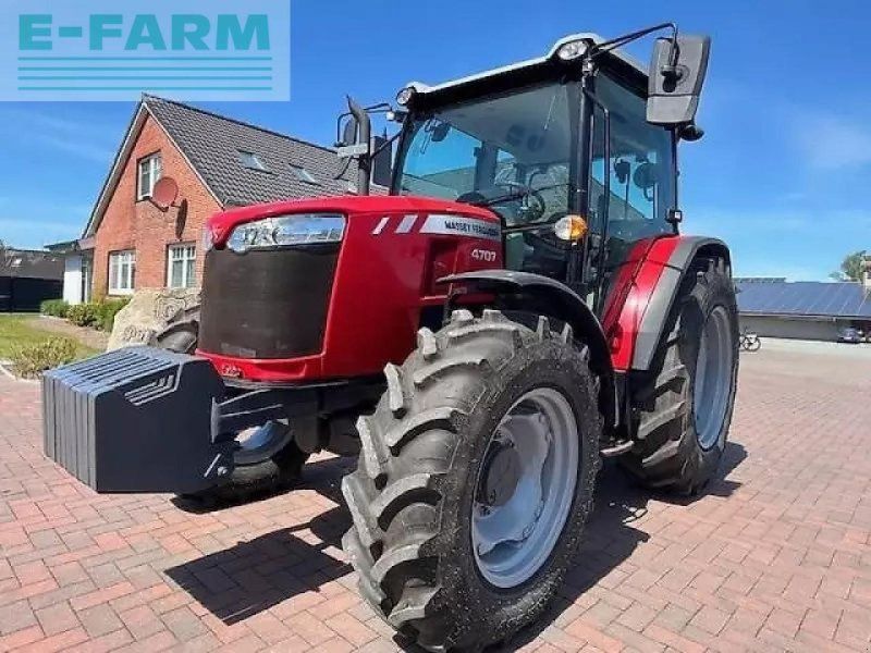 Massey Ferguson 4707 mit power shuttle + luftdruck wie neu !!