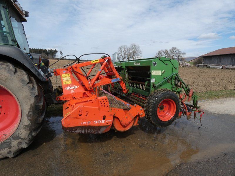 Kuhn hrb302d