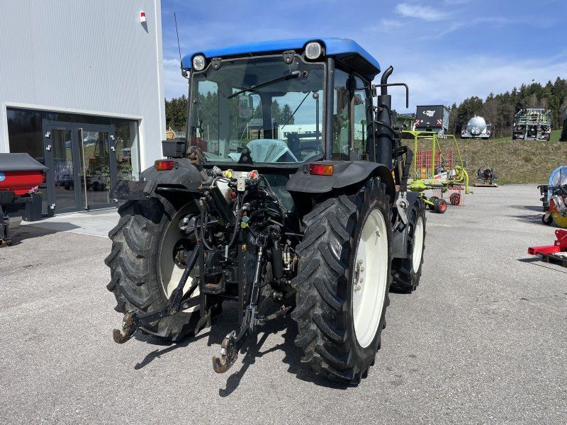 New Holland T4050 N