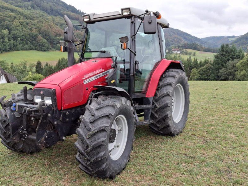 Massey Ferguson 6245