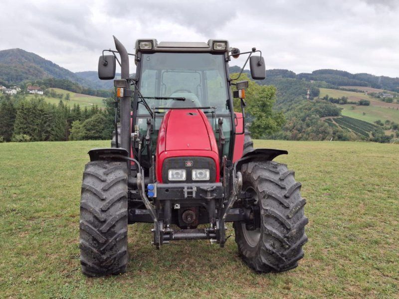 Massey Ferguson 6245