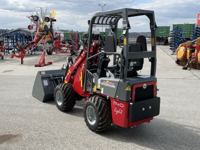 Weidemann 1140 light