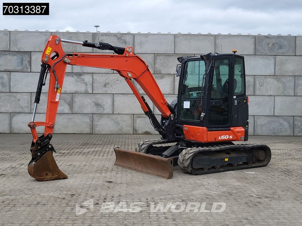 Kubota U50-5 3 Buckets