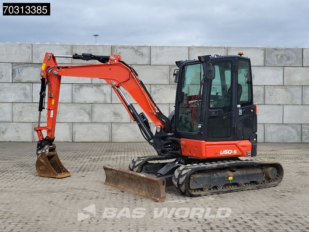 Kubota U50-5 3 Buckets
