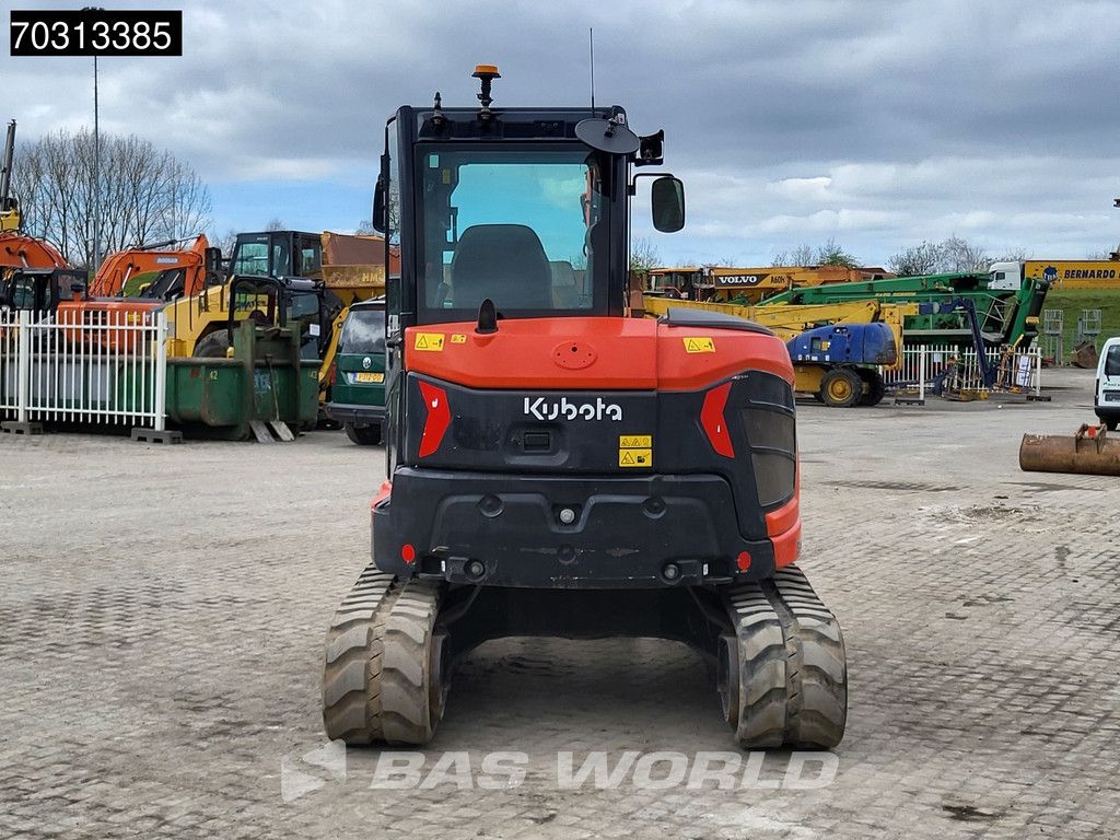 Kubota U50-5 3 Buckets