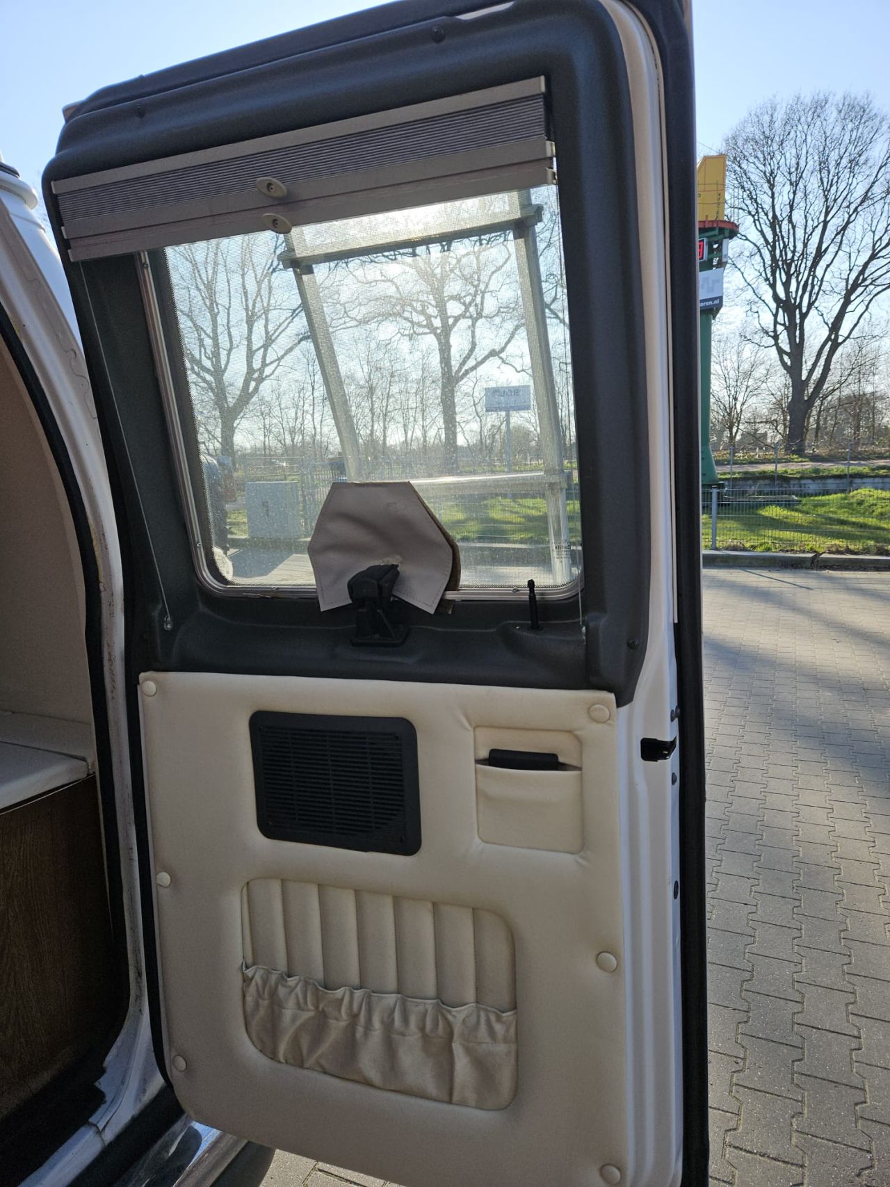 Ford Camper 250E Turtle top