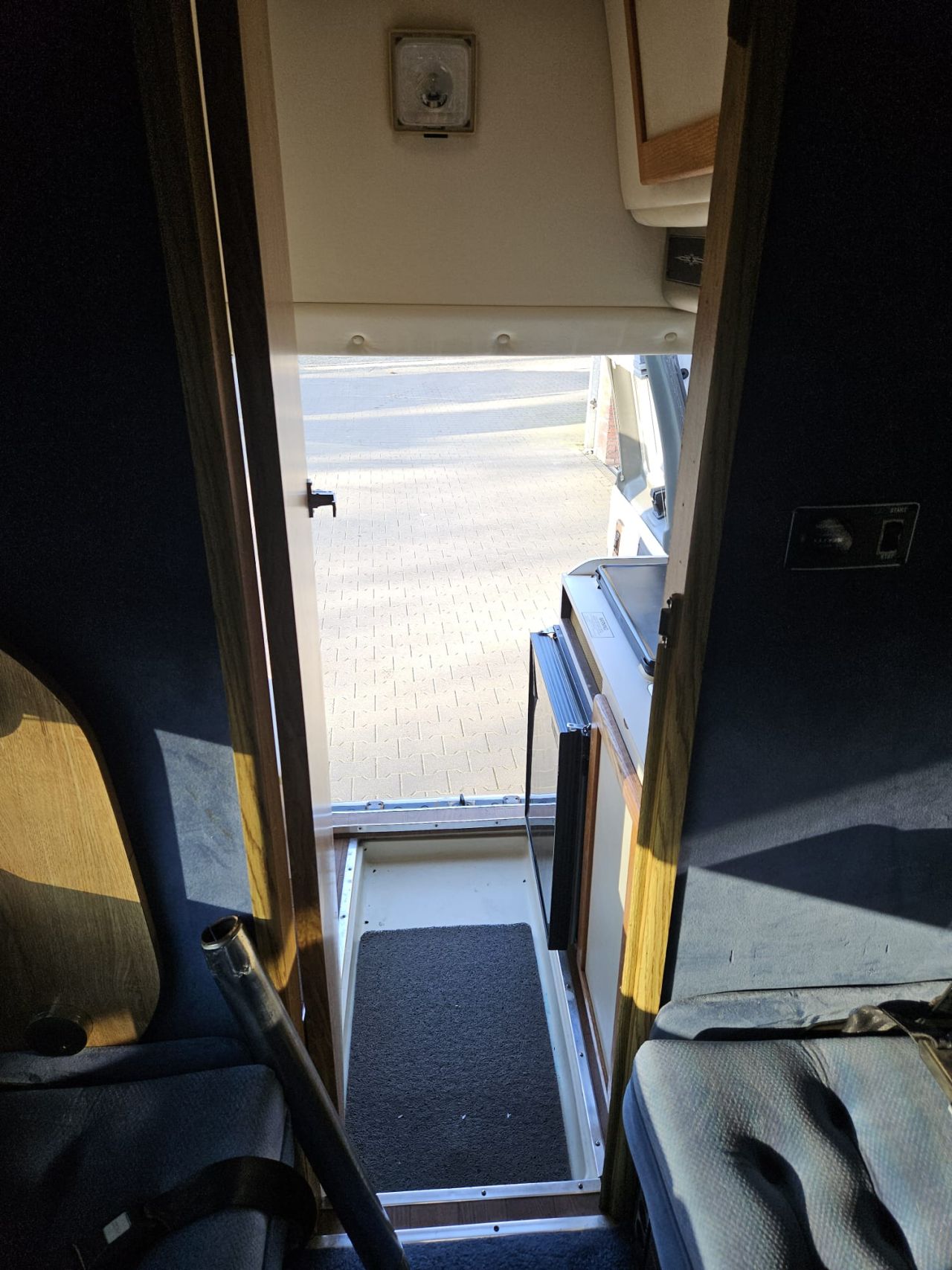 Ford Camper 250E Turtle top