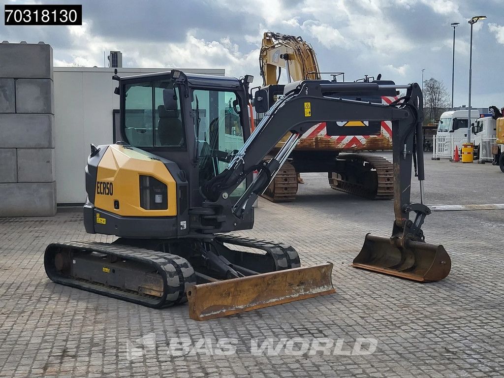 Volvo ECR50 F A/C - 3 Buckets