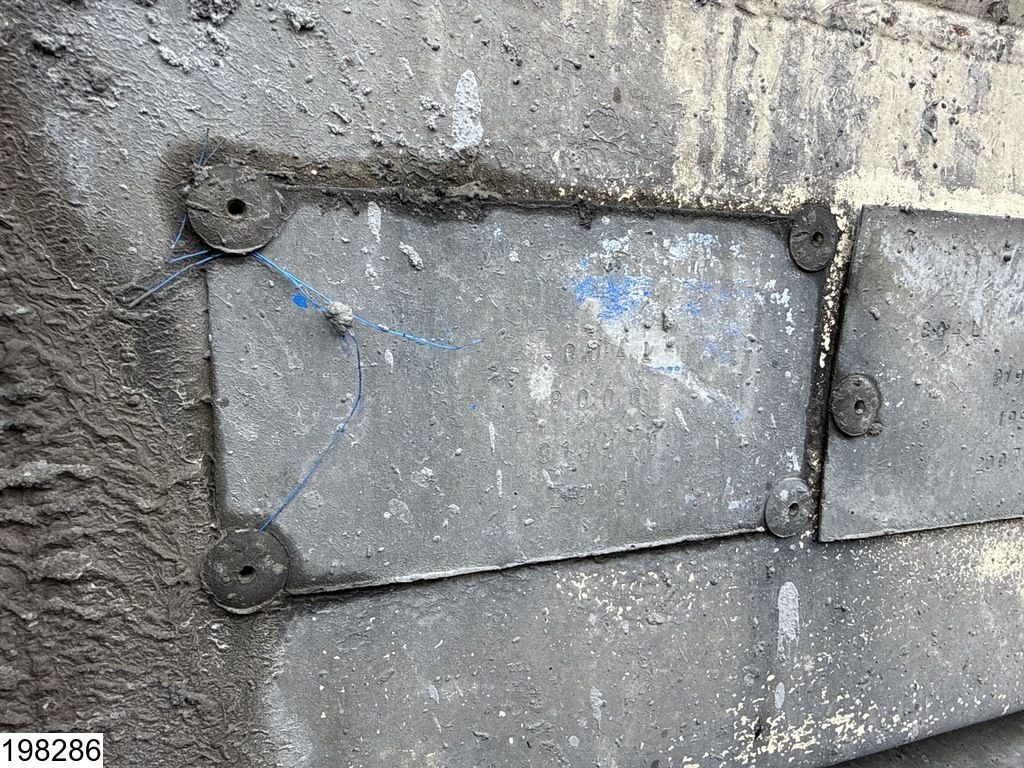 Mercedes Actros 3236 8x4, EPS, Steel suspension, Liebherr