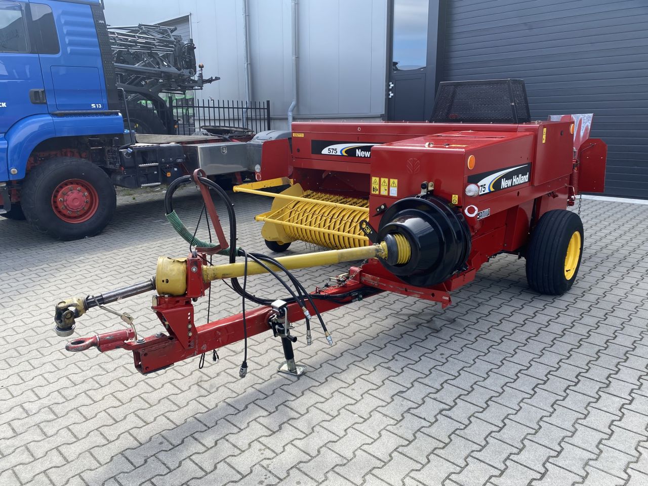 New Holland 575 Balenpers / kleinpakpers
