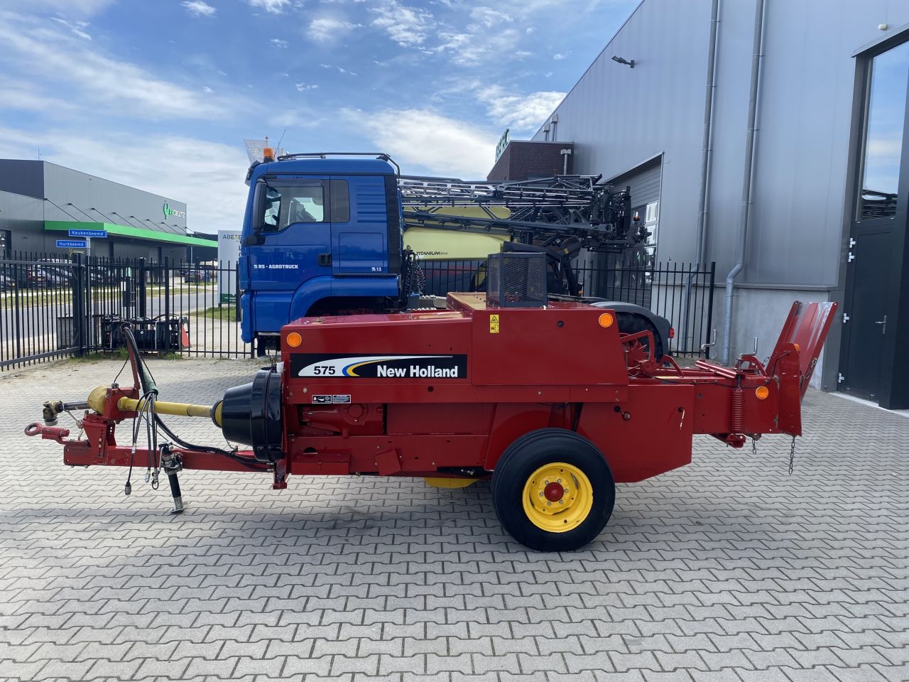 New Holland 575 Balenpers / kleinpakpers