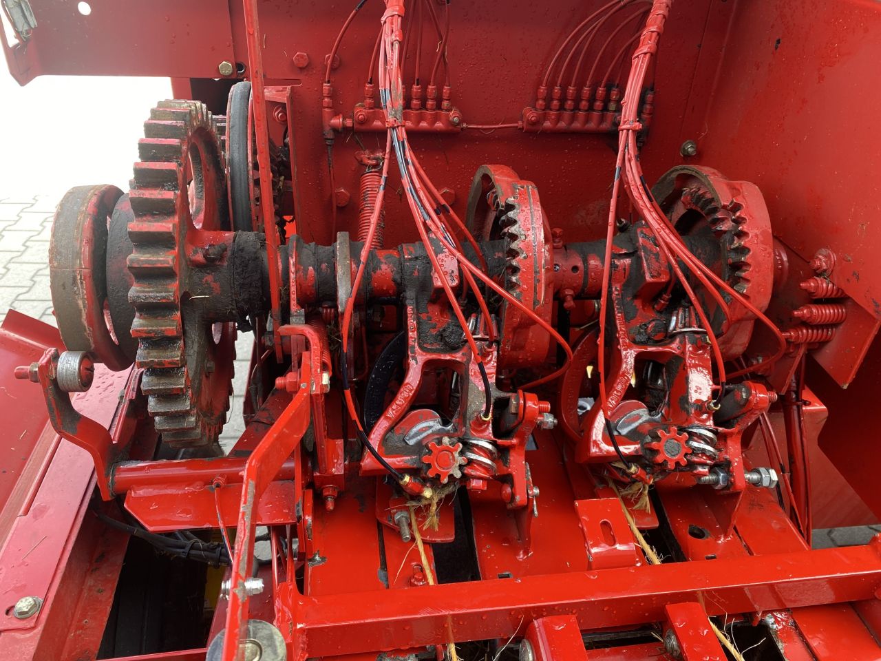 New Holland 575 Balenpers / kleinpakpers