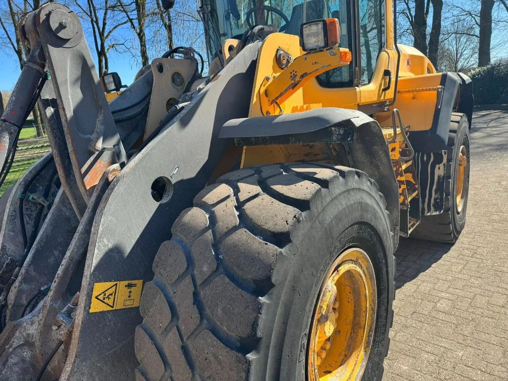 Volvo L120G Shovel loader