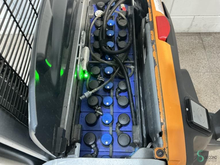 Stackers Electric Still EXV14C 2020