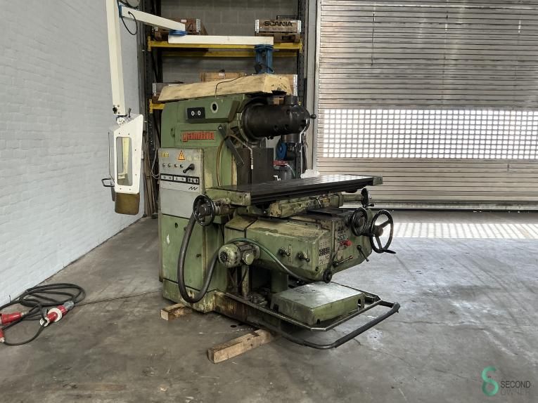 Freesmachines universeel Gambin 3M, 1000x420x710mm 1969