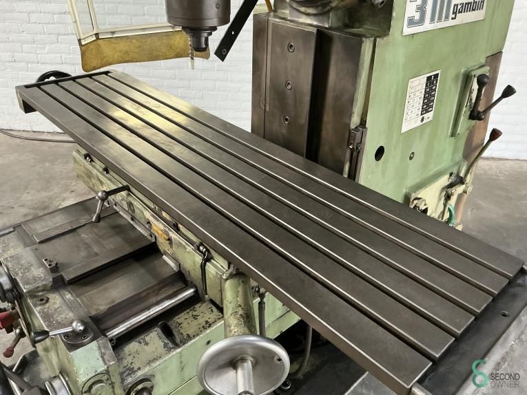 Freesmachines universeel Gambin 3M, 1000x420x710mm 1969