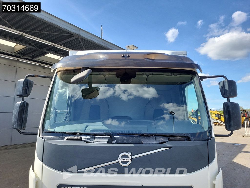 Volvo FL FL 210 4X2 12tonner 2500kg ladebordwand Automatic Euro 6