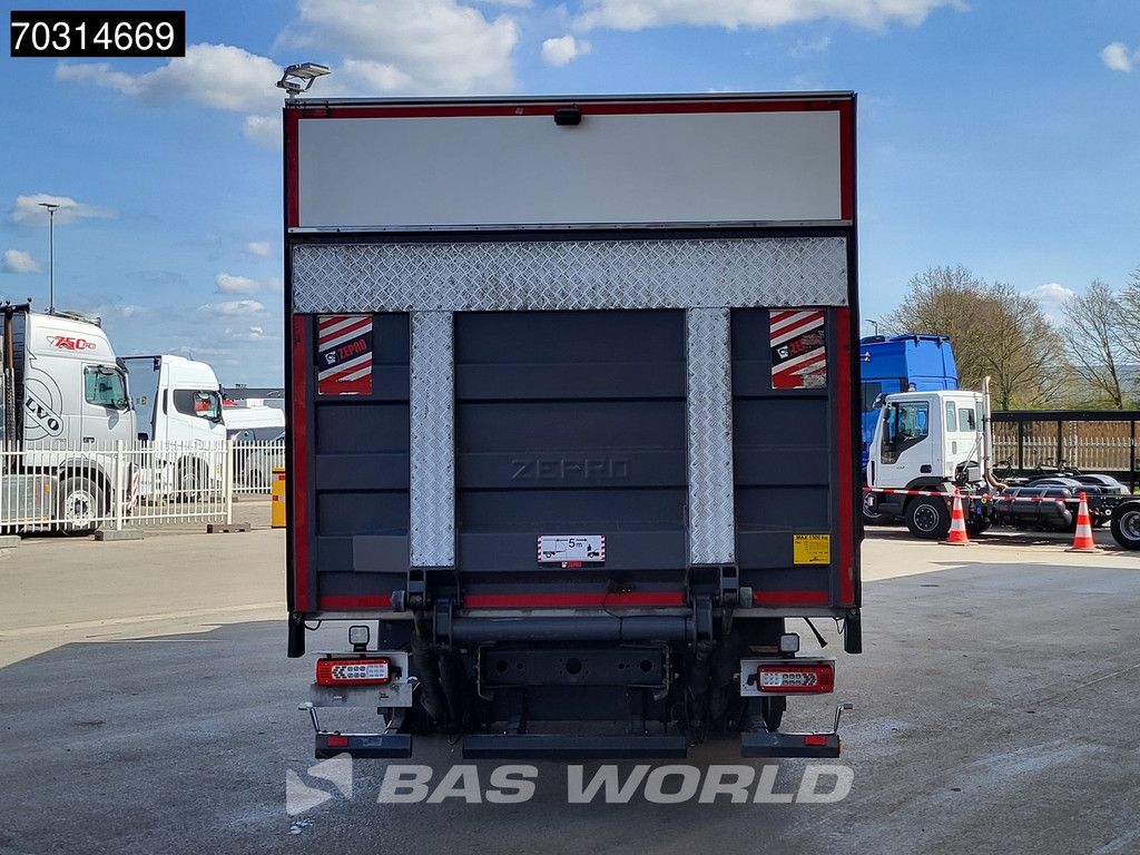 Volvo FL FL 210 4X2 12tonner 2500kg ladebordwand Automatic Euro 6