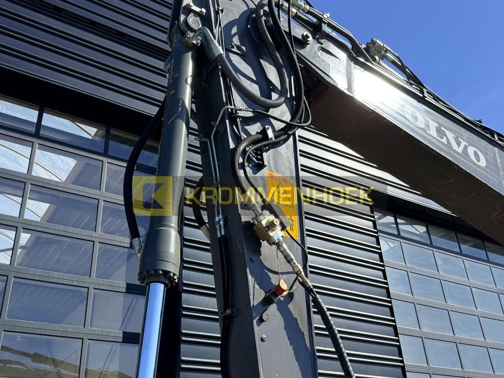 Volvo EW 180 E Tilt Rotator Steelwrist X20 KH9125