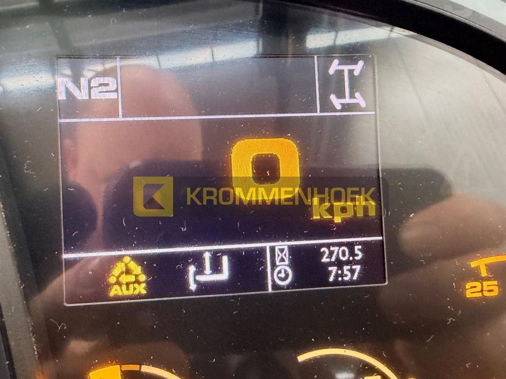 JCB 535-125 HiViz KH10091