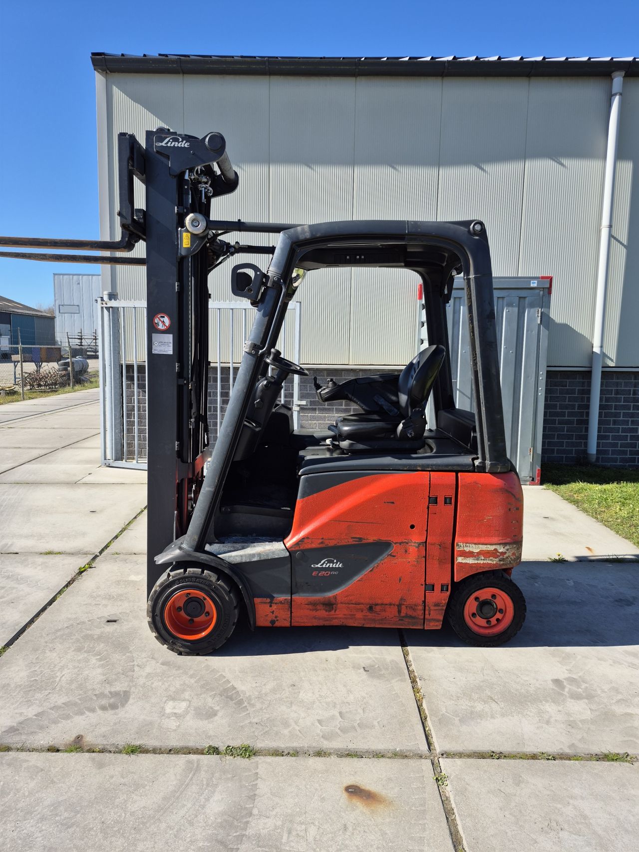 Linde E20PH-02 triplex sideshift 5.620mm bj 2014 accu 82%